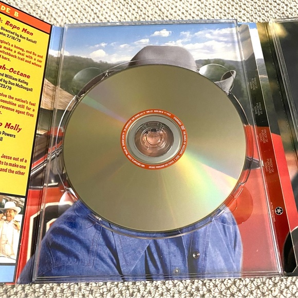 The Dukes of Hazzard ~ The Complete First Season 5-DVD Set, 1979, * Region 2 * - Picture 5 of 10